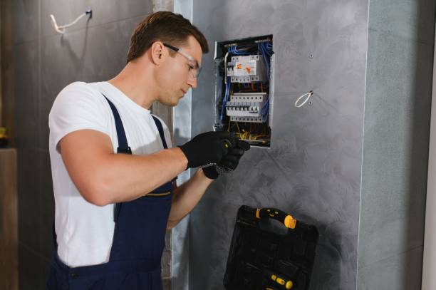  Strawberry Point, IA Electrician Pros