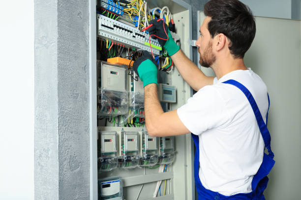 Best Emergency Electrical Repair  in Strawberry Point, IA